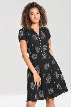 Merry Mid Dress