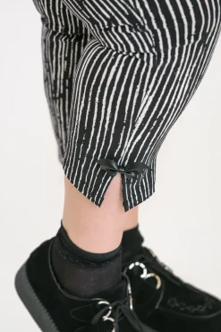 Regan Capris